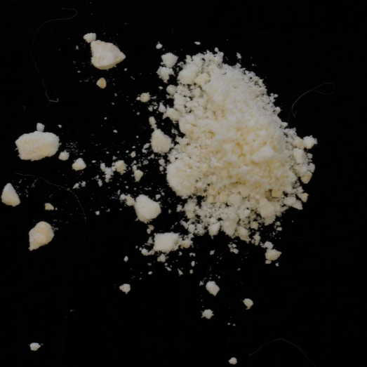 Amphetamin und Koffein (Speed), erworben als Mephedron (4-MMC), 25.03.2025 (Berlin)