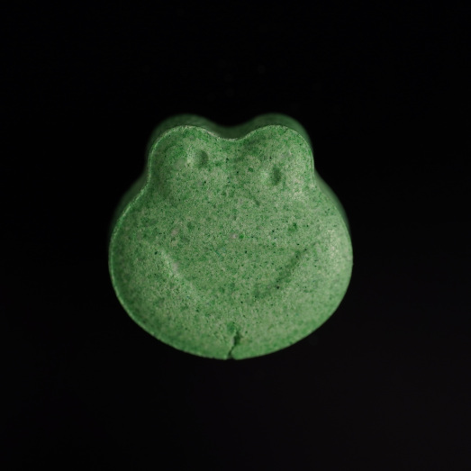 Frosch, hochdosiertes MDMA verunreinigt mit Koffein, 17.06.2025 (Berlin)