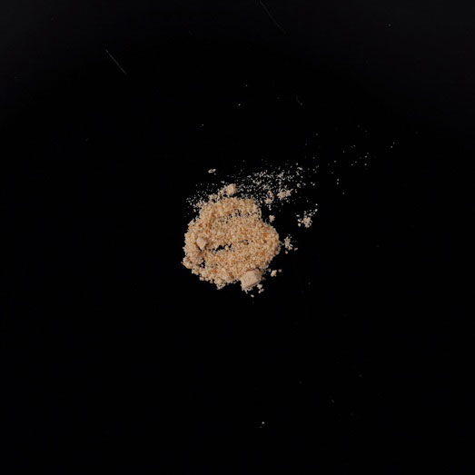 Unlösliche Bestandteile erworben als Monkey Dust (alpha-PVP, 3,4-MDPV, alpha-PHiP und 3,4-MDPHP), 16.12.2025 (Berlin)